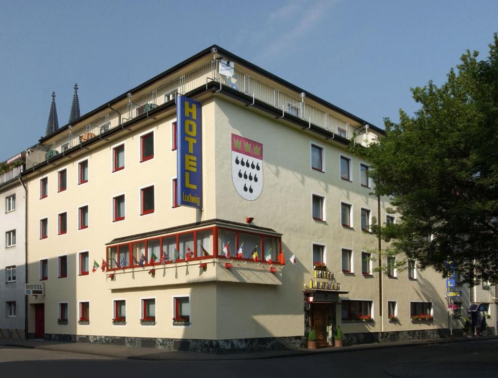 Hotel Ludwig Superior Кёльн Экстерьер фото